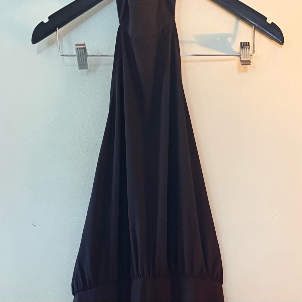 Lulus. Size large.  Backless Elegant Black pants set